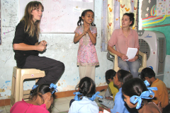 1_Lilly-Mitzi-from-NZ-at-Jeevan-Nagar