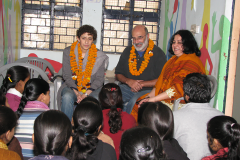 Prof-Lyn-Freedman-from-Columbia-University-at-Jeevan-Nagar-slum-1