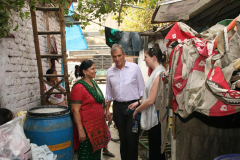 Visit-from-BHC-Rob-Moodie-at-Jeevan-Nagar-120913-43