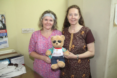 Midwives-Elizabeth-and-Paula-from-Bendigo-Australia-at-Asha-poly-clinic