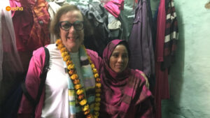 Gilah visiting a slum dweller’s shanty