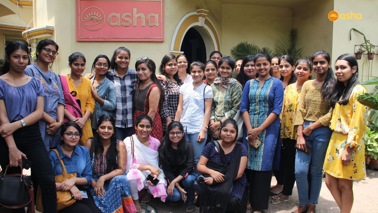 Future teachers intern at Asha