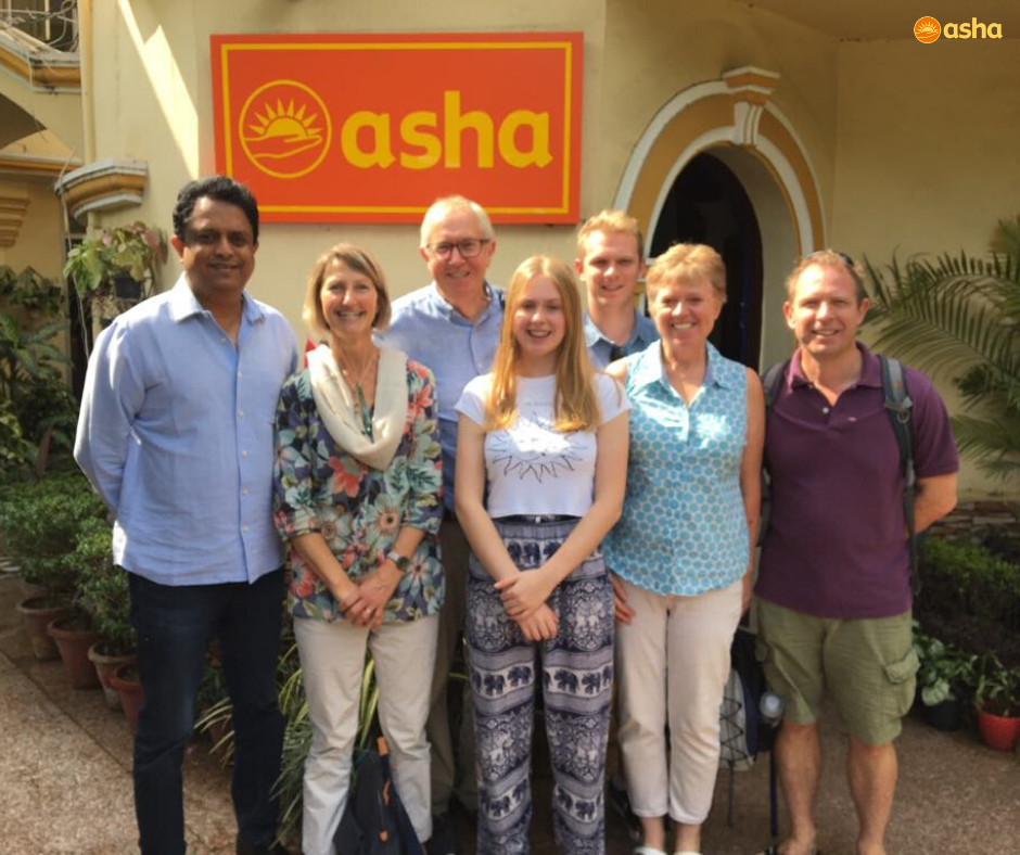Great Britain team volunteers at Asha
