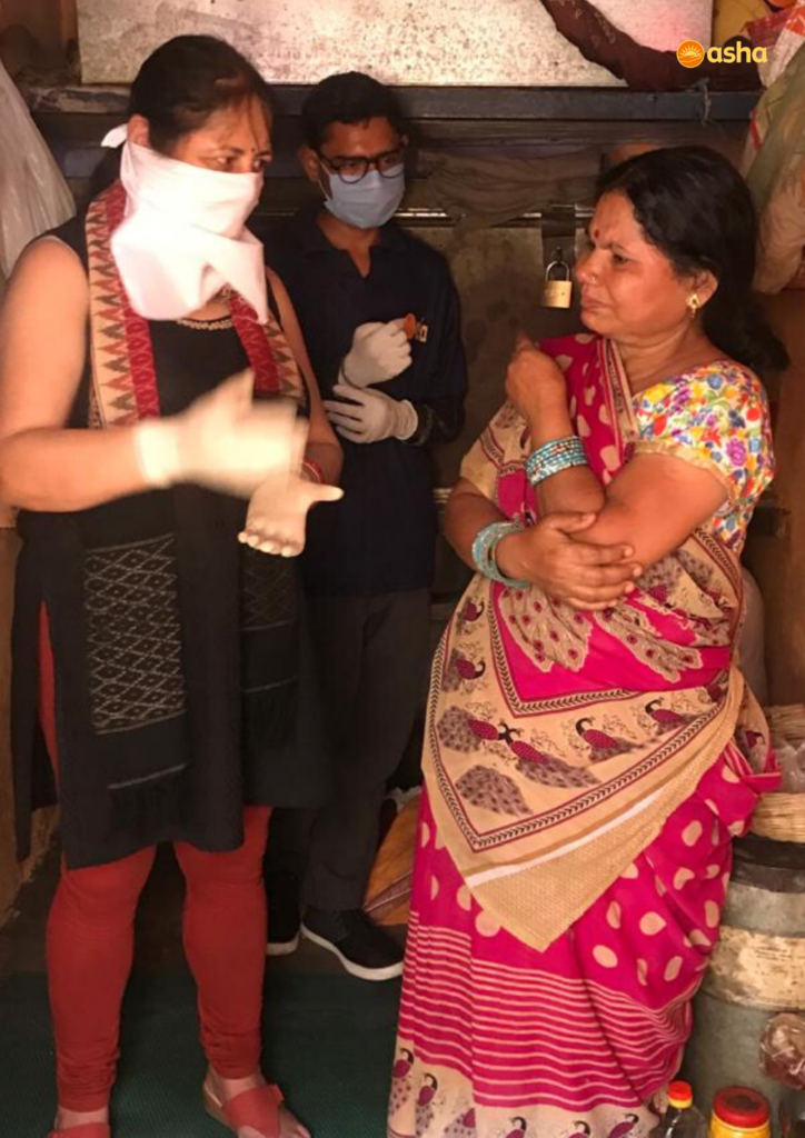 Asha COVID-19 Emergency Response: Dr Kiran visits Asha Corona Warriors in Zakhira slum community