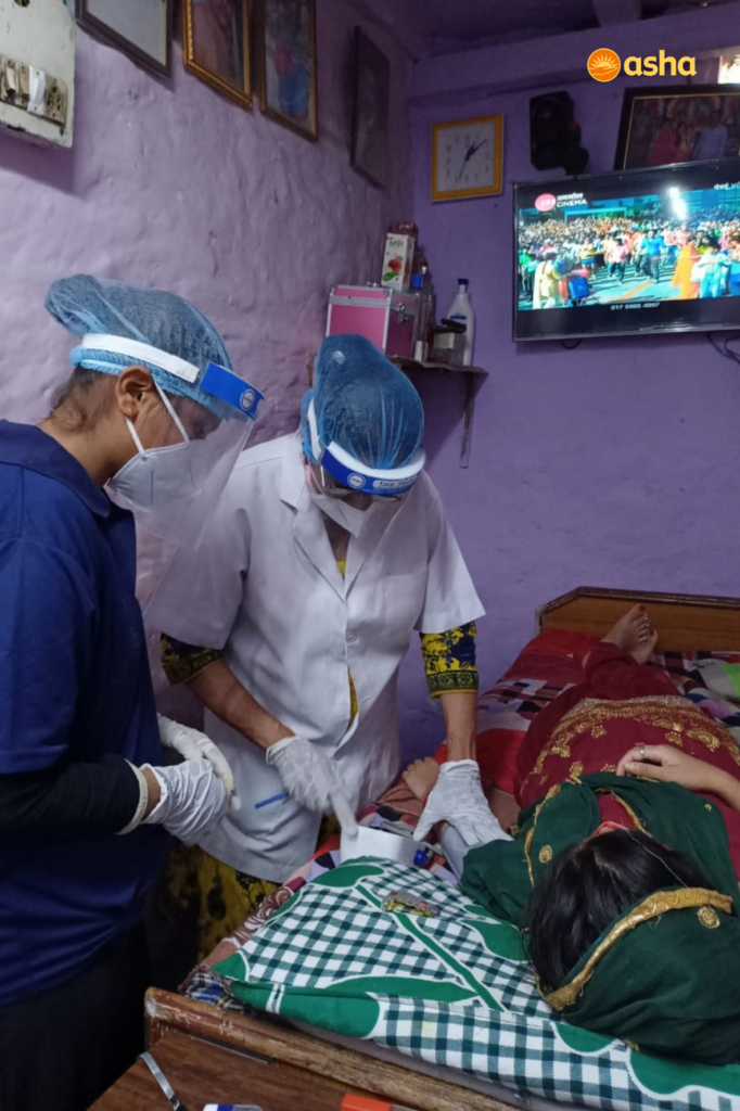 Asha COVID-19 Emergency Response: The Asha Team and Asha Corona Warriors treat patients at home in the slums