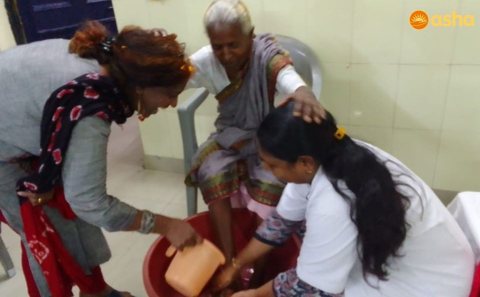 Washing the feet of the Elderly-the highest Expression of  Humility and  Servanthood