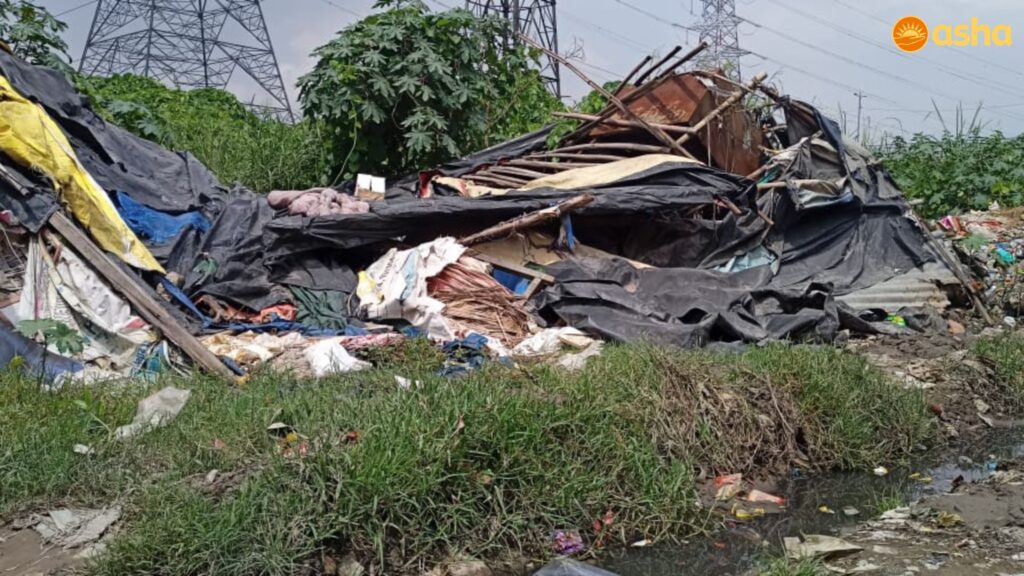 Flood Affected Riverbed Community Gains Hope and Courage from Dr Kiran