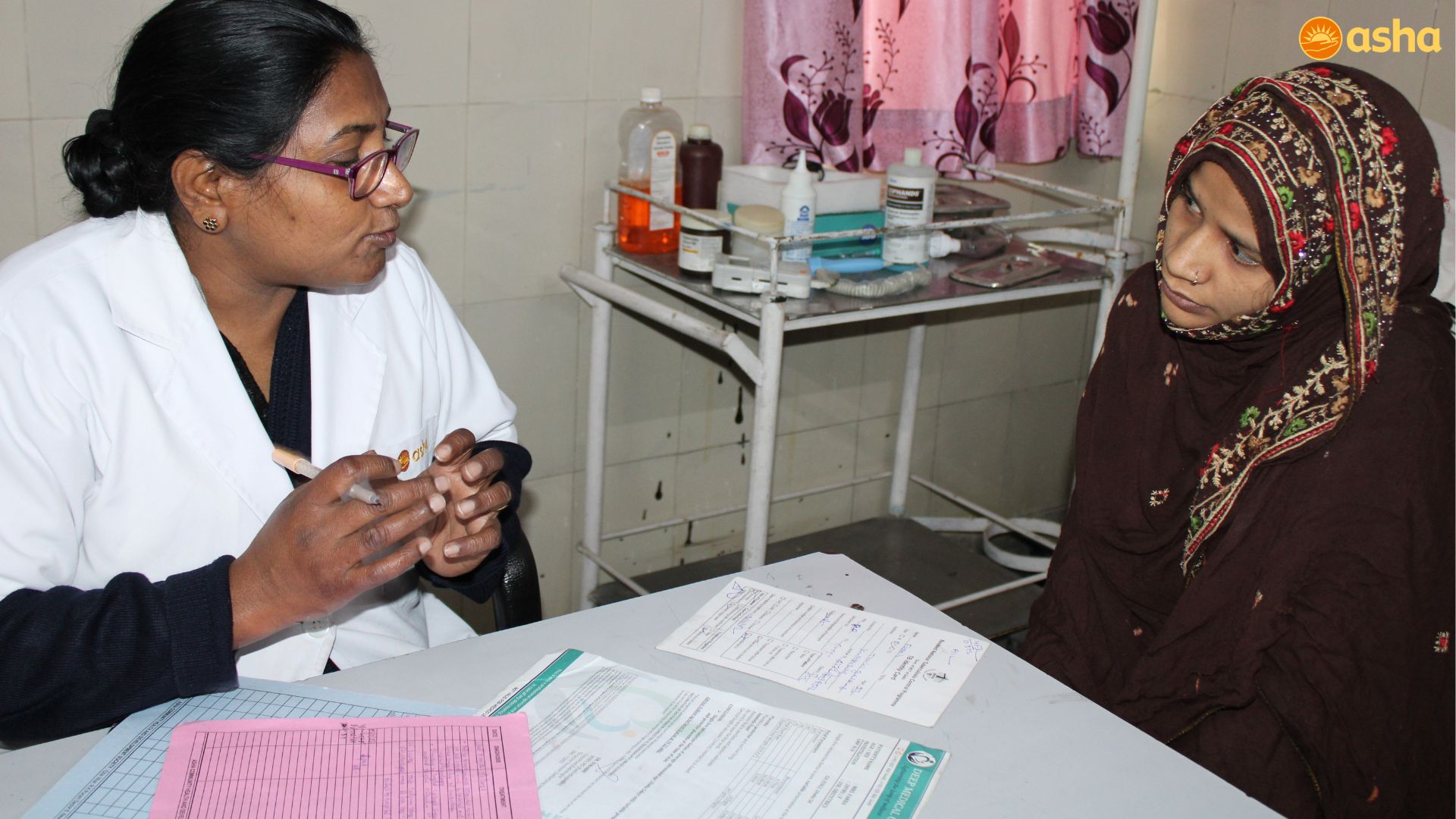 Asha ensures treatment and support to Farah, a Tuberculosis patient during her pregnancy