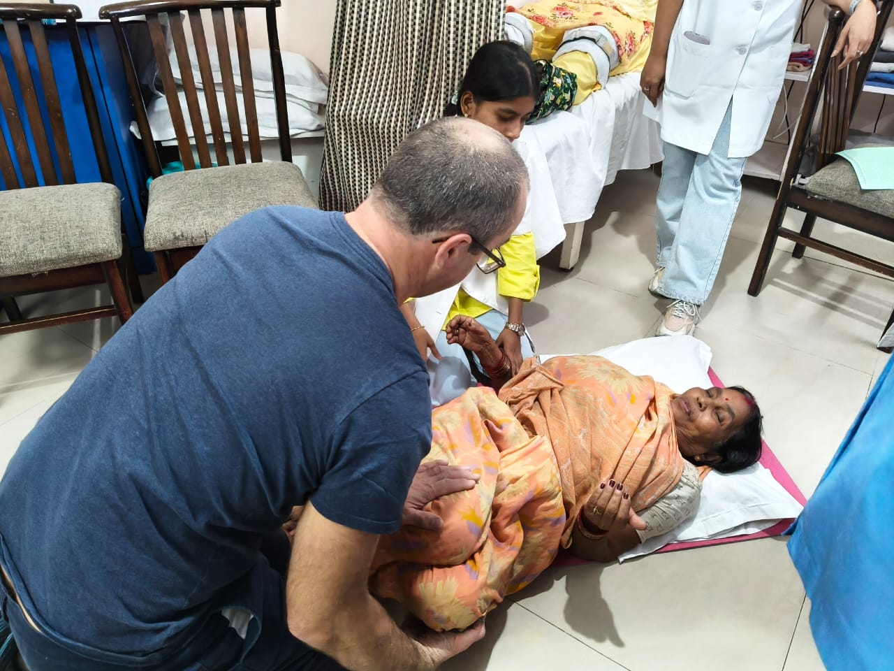 Physiotherapist Will Colhoun Visits Asha